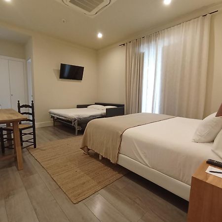 Uma Suites Parada Del Marques Sevilla Exteriör bild