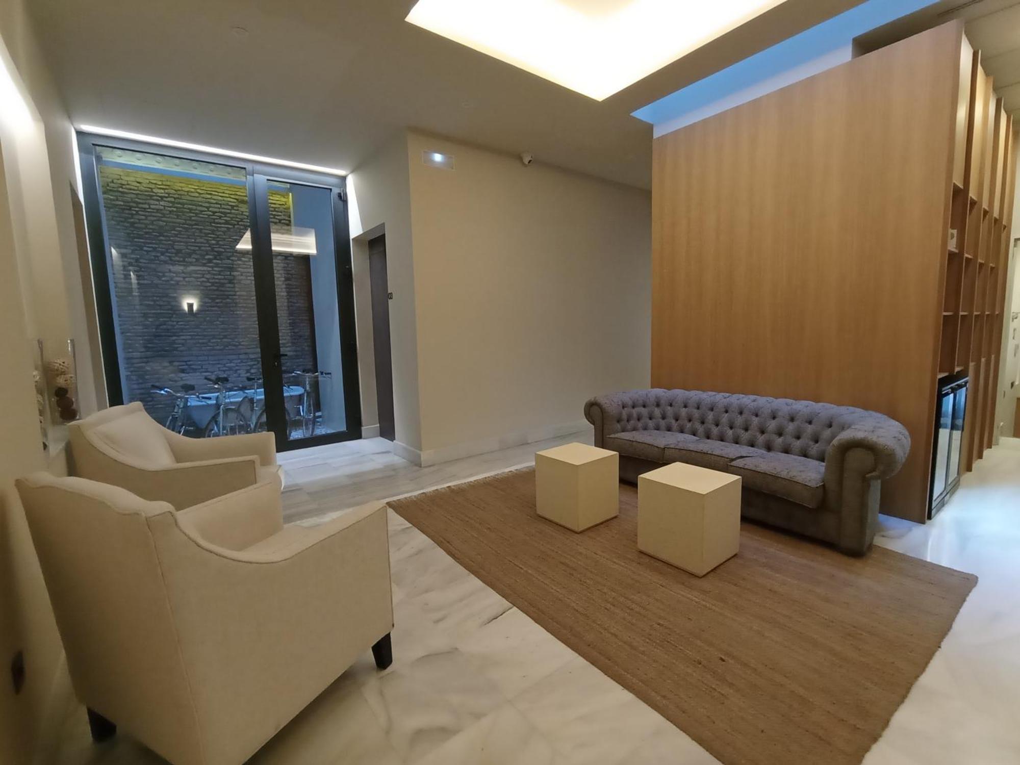 Uma Suites Parada Del Marques Sevilla Exteriör bild