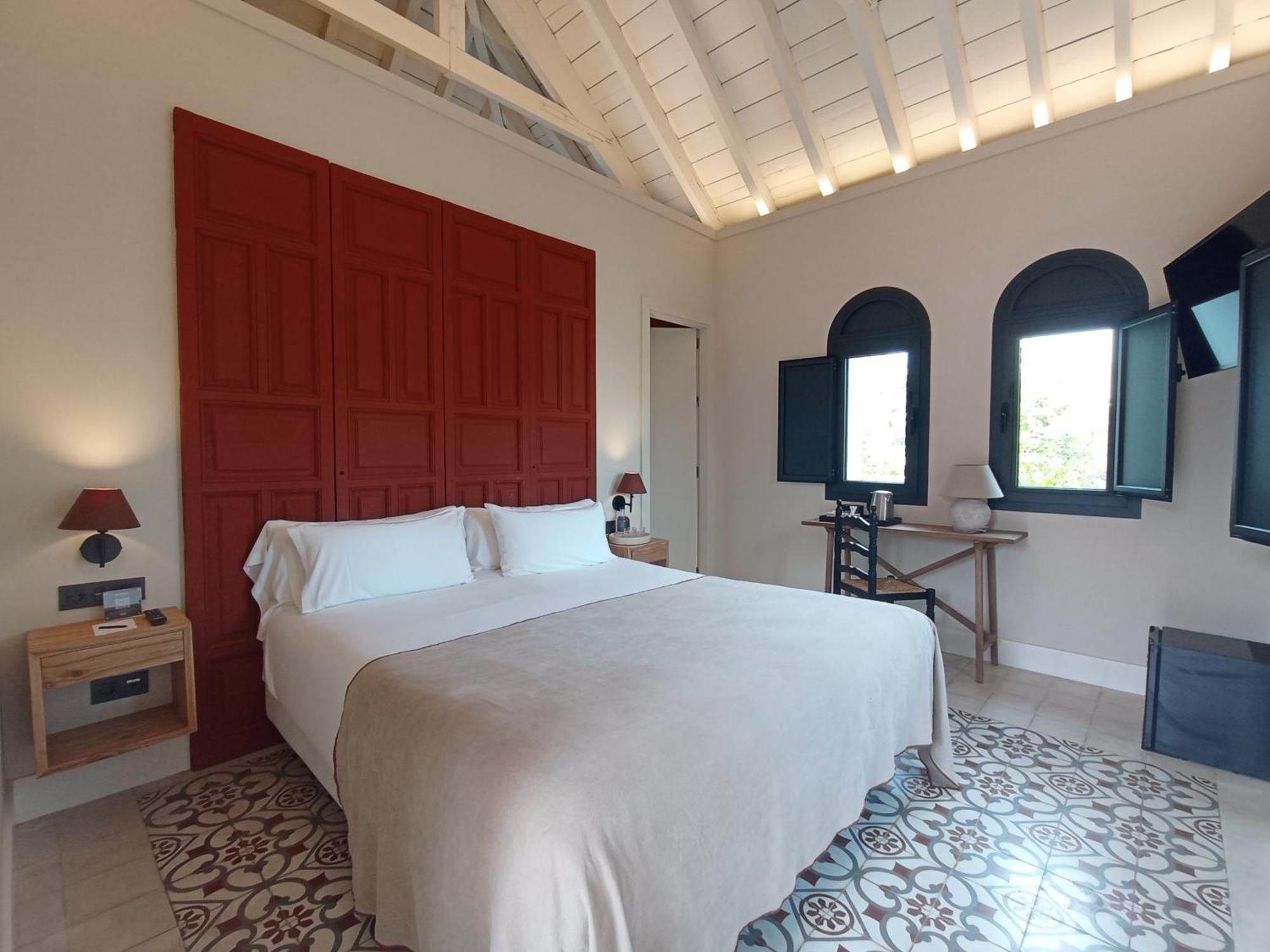 Uma Suites Parada Del Marques Sevilla Exteriör bild