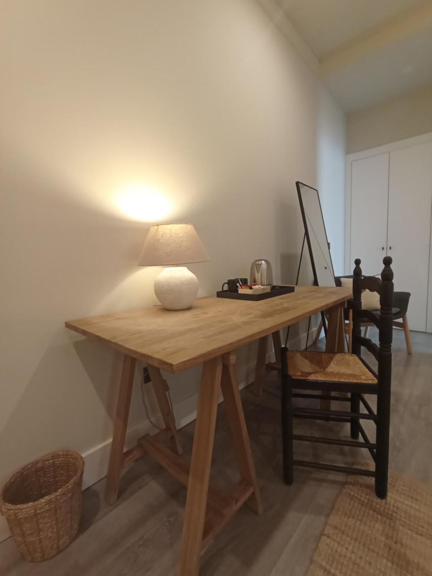 Uma Suites Parada Del Marques Sevilla Exteriör bild