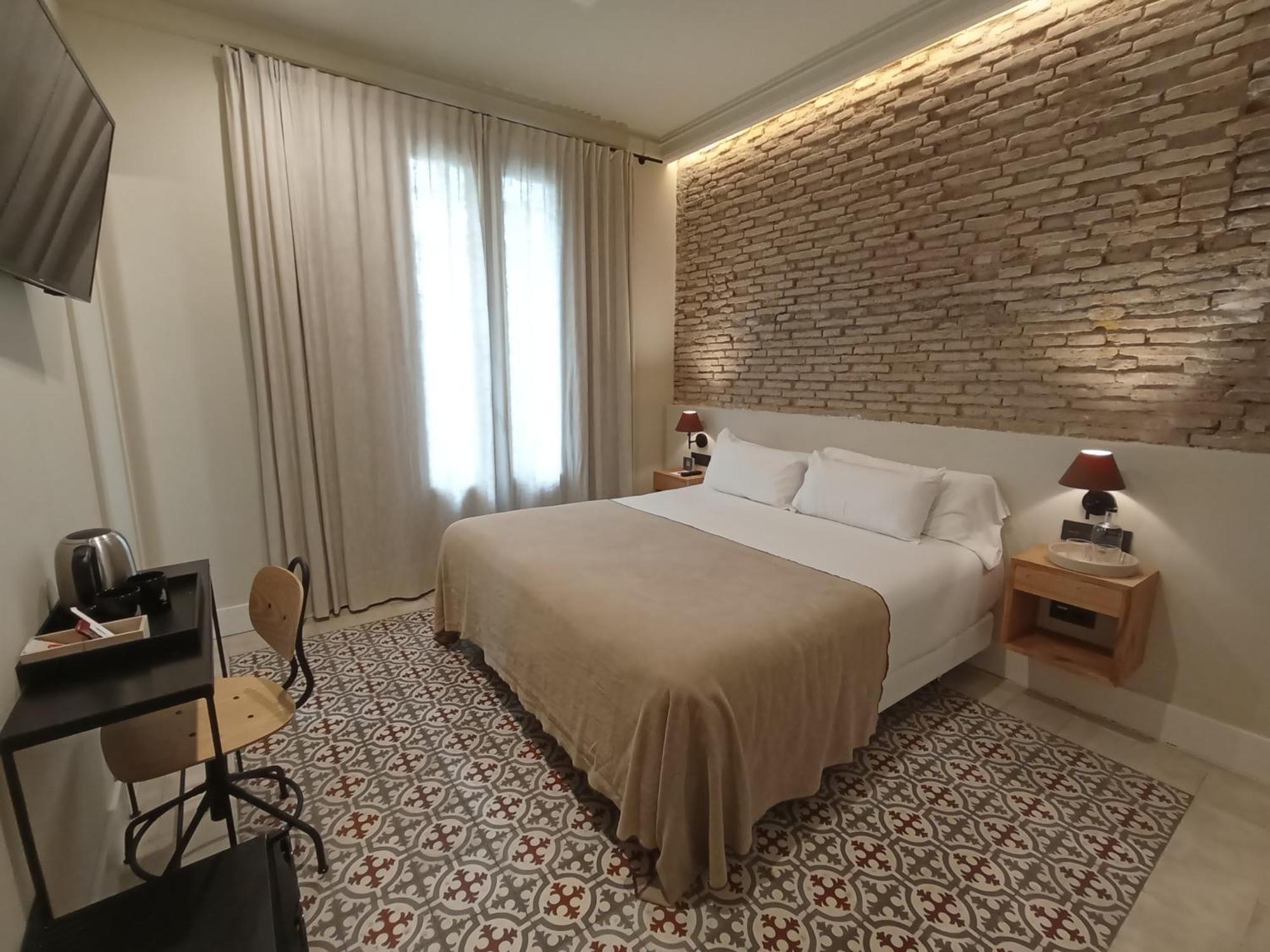 Uma Suites Parada Del Marques Sevilla Exteriör bild