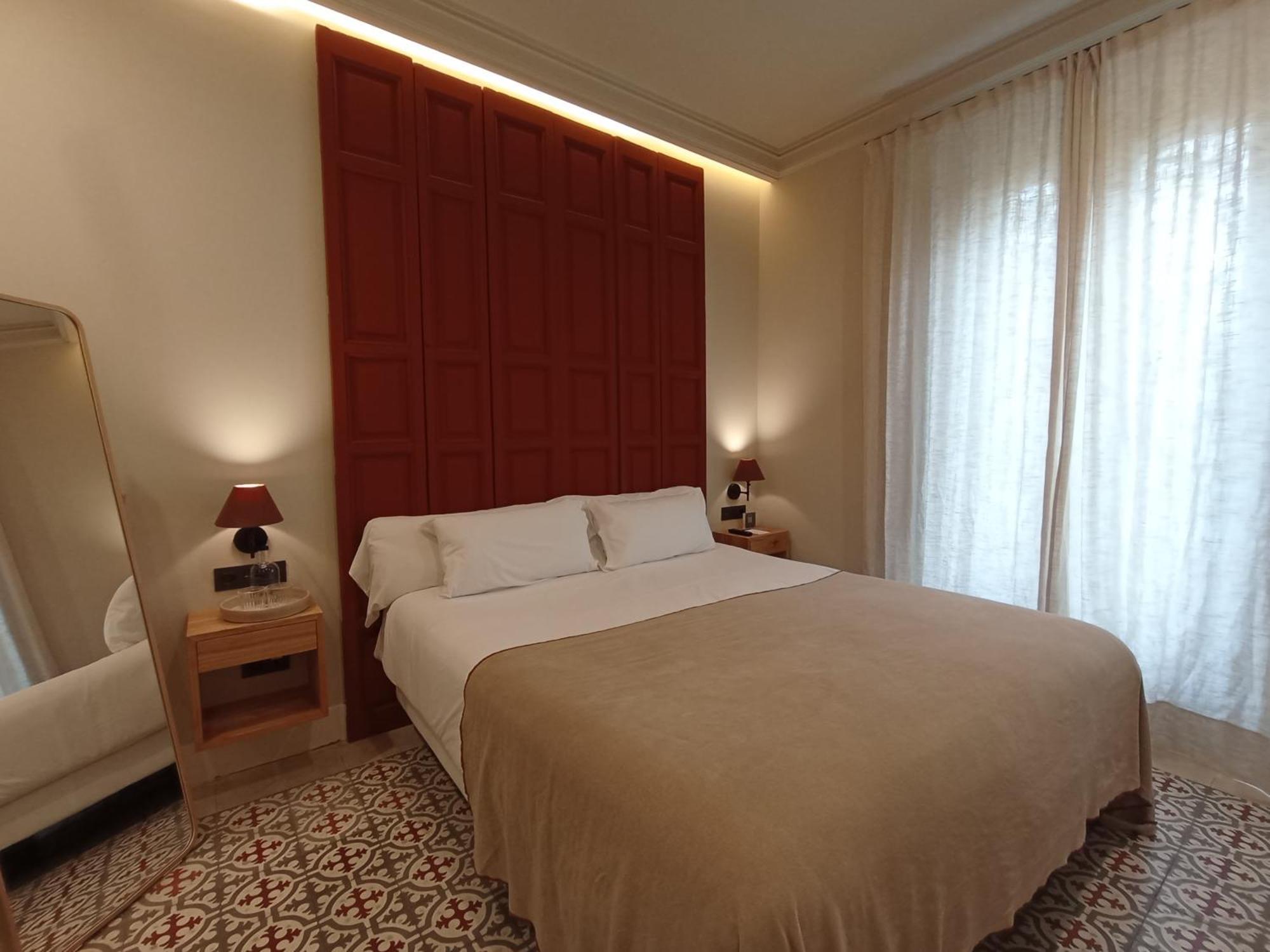 Uma Suites Parada Del Marques Sevilla Exteriör bild